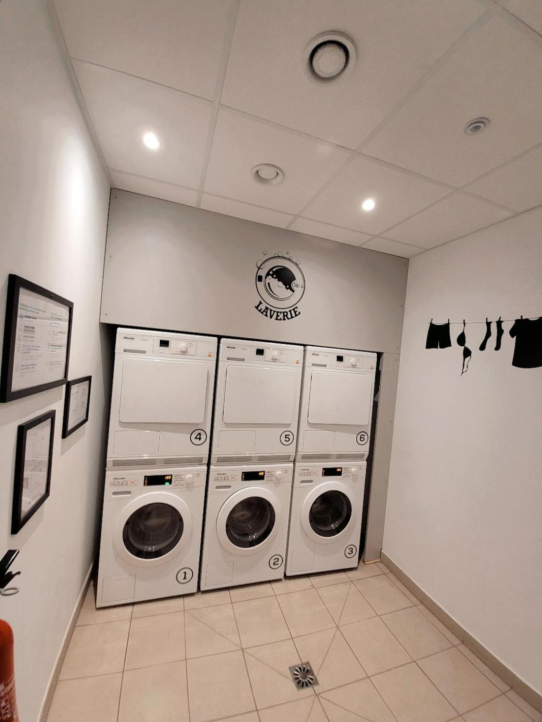 Residence Nemea Mondial 98 Montpellier Buitenkant foto