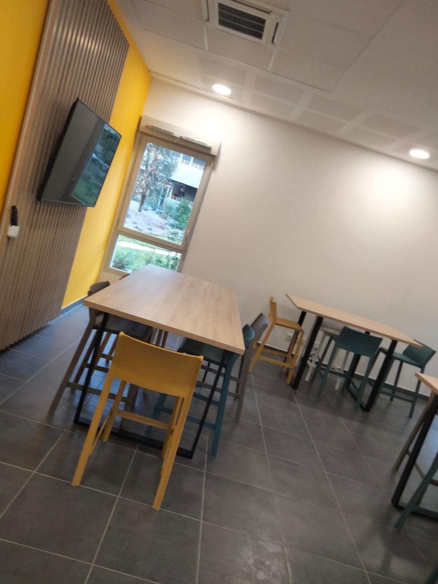 Residence Nemea Mondial 98 Montpellier Buitenkant foto